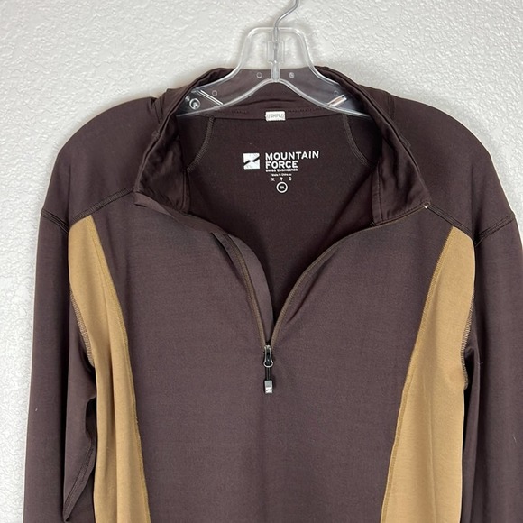 Mountain Force Quarter Zip Pull Over, Large - Picture 4 of 8